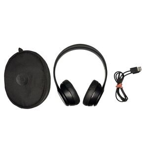 Beats by Dr. Dre Beats Solo 3 Wireless Bluetooth Headphones Matte Black